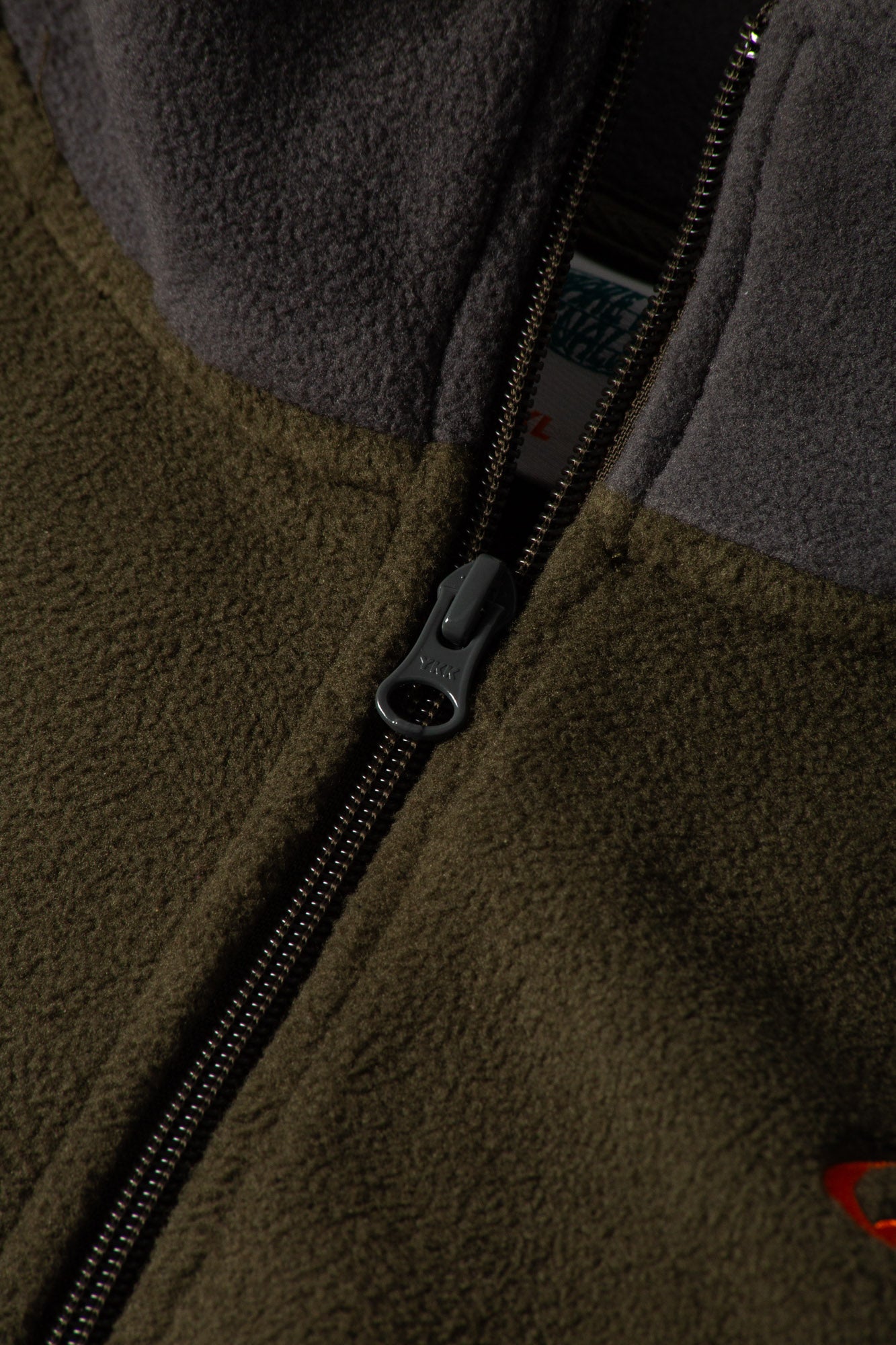 Trekker Polar Fleece Quarter Zip (Charcoal / Olive)