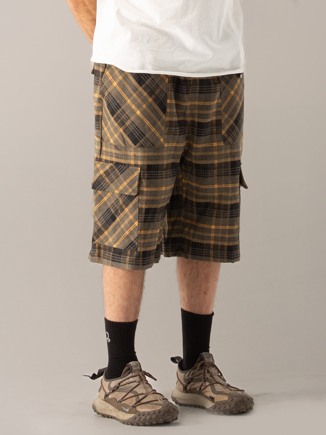 Plaid Runner Cargo Shorts