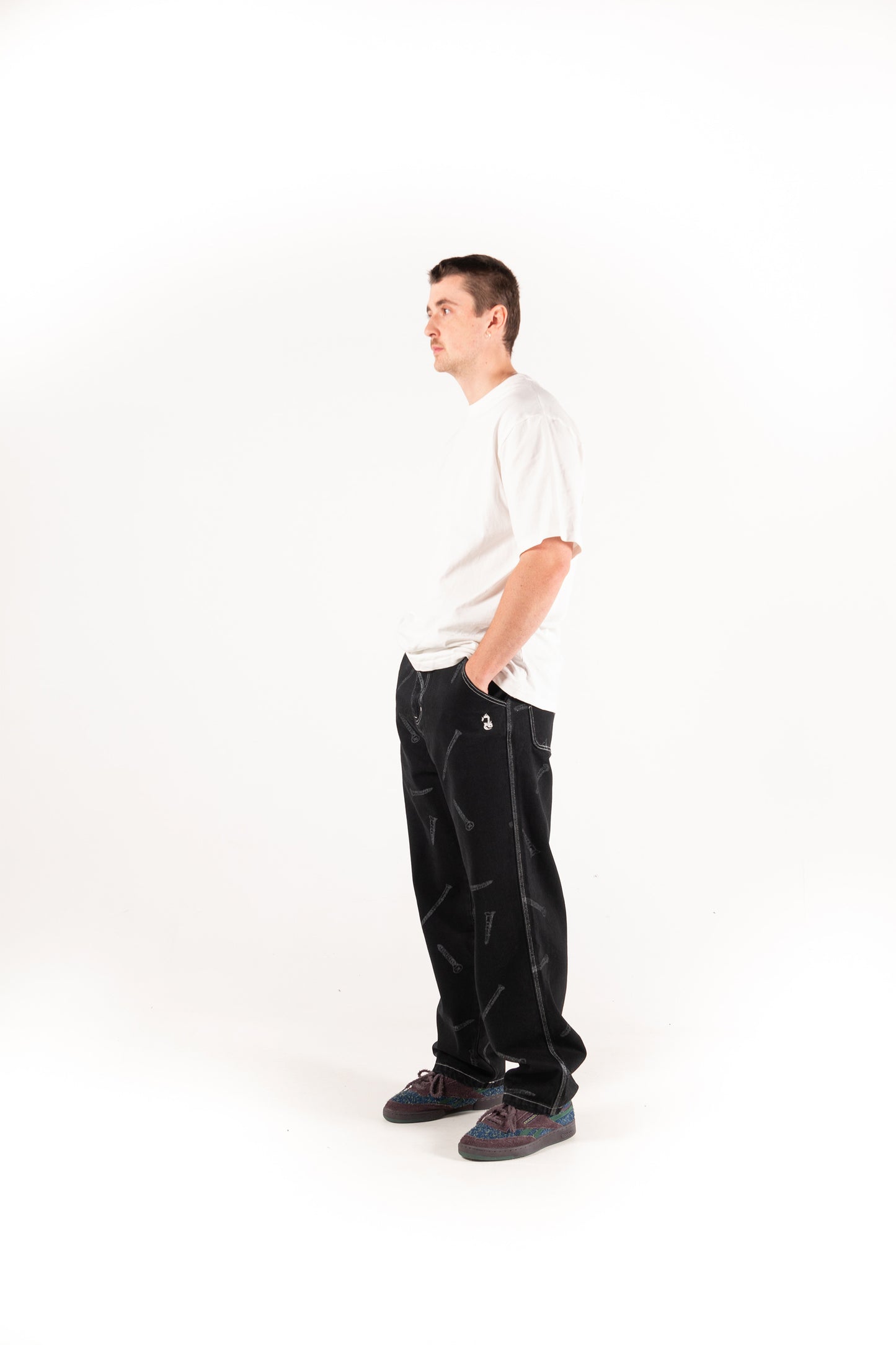 Screw Loose Denim Pants
