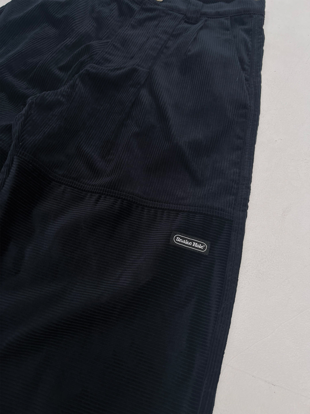 Gridline Cord Pant