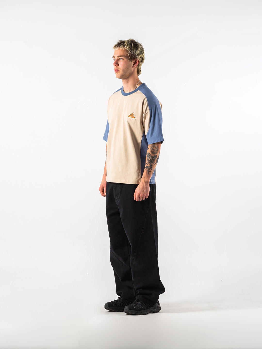 Axis S/S Tee