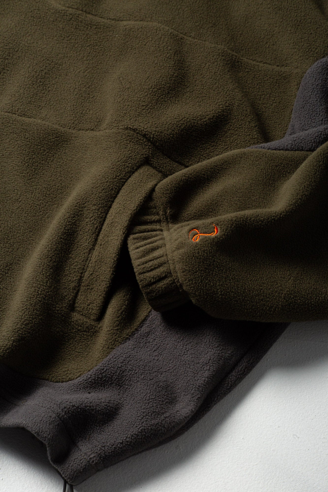 Trekker Polar Fleece Quarter Zip (Charcoal / Olive)