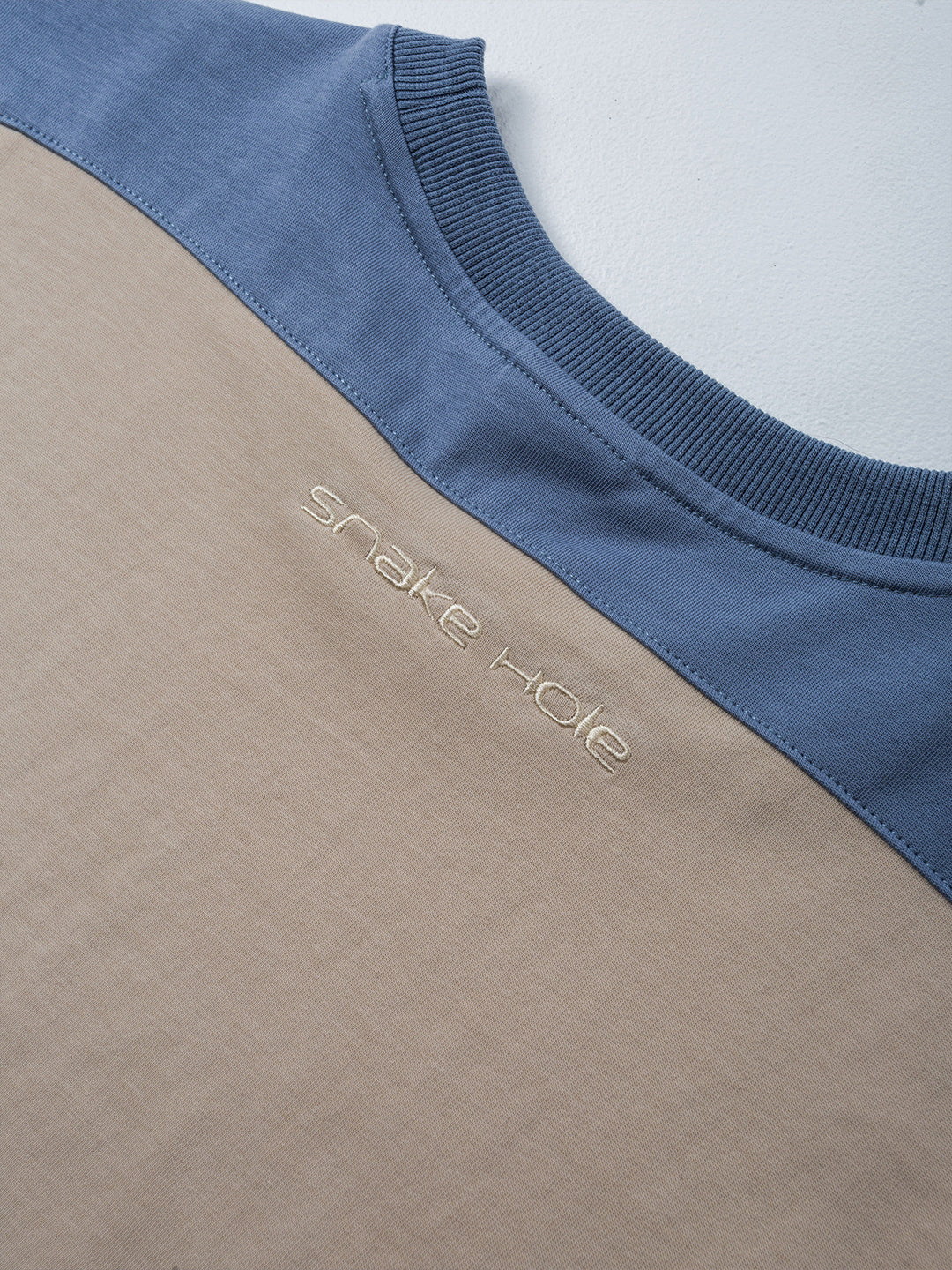 Axis S/S Tee