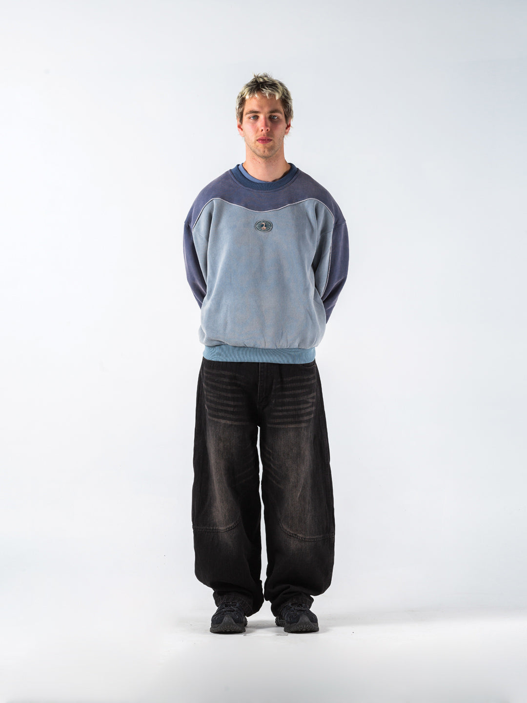 Washed Dilate Crew Fleece